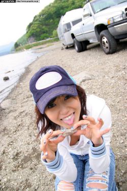 铁腕侦探露宝达