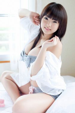 隔壁的女邻居深田咏美